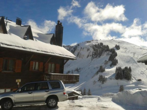Гостиница Chalet Les Rhodos 7, Лез Эвуэт
